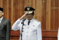 Bupati Seruyan, Ahmad Selanorwanda, memimpin upacara peringatan Hari Otonomi Daerah (Otda) ke-XXX tahun 2026 di Aula Kantor Bupati, Senin (27/4). Foto Dokumentasi Protokoler Seruyan.