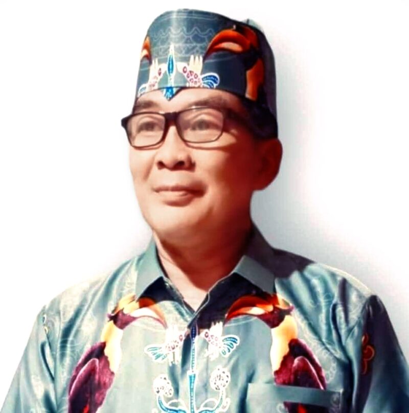 Tokoh Pemuda Dayak sekaligus alumnus UPR, Ingkit Djaper, menegaskan  survei In-depth Politics itu adalah upaya sistematis untuk mengarahkan opini agar jangan orang Dayak yang memimpin UPR. pihaknya tidak akan tinggal diam. Jika perlu, akan geruduk kantor lembaga tersebut untuk meminta pertanggungjawaban atas survei yang diduga pesanan pihak tertentu itu.