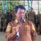 Bupati Seruyan, Ahmad Selanorwanda, saat memimpin apel pagi tes urine dadakan massal personel Satuan Polisi Pamong Praja (Satpol PP)  di Lapangan Tenis Indoor Kuala Pembuang, Selasa pagi (12/5/2026), (Foto Protokol Seruyan)