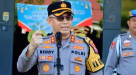 Kapolres Seruyan, AKBP Beddy Suwendi, S.H., S.I.K., menekankan bahwa tindakan preventif ini adalah manifestasi nyata dari kasih sayang seorang pimpinan terhadap bawahannya. Baginya, mencegah anggota jatuh ke lubang hitam narkoba jauh lebih mulia daripada harus memberikan sanksi pemberhentian tidak dengan hormat. (Foto Dokumentasi Humas Polres Seruyan)