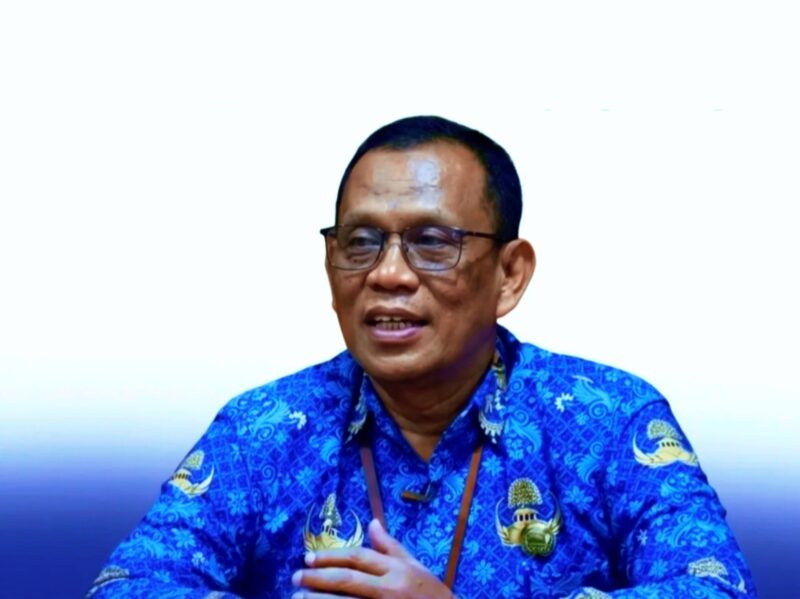 Asisten Pemerintahan dan Kesejahteraan Rakyat Setda Seruyan, dr. Bahrun Abbas, M.P.H., pemkab menggelar rapat darurat di Aula Kantor Bupati Seruyan pada Senin (18/5/2026), (Foto Protokol Seruyan)